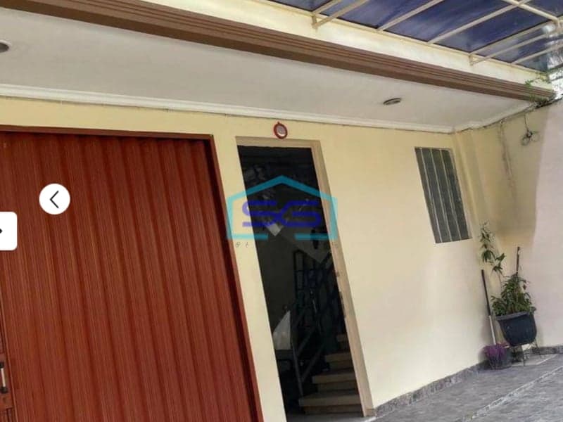 Disewakan Ruko 4.5 Lantai Di Roxy Petojo Jakarta Pusat