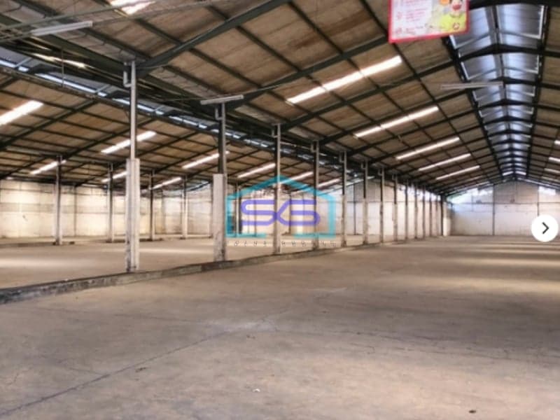 Disewakan Gudang Komersial Bagus LB 5000m² di Jl Imam Bonjol Karawaci Tangerang