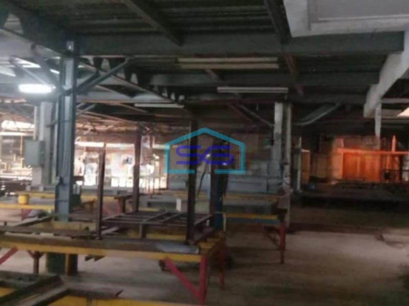 Dijual Pabrik Luas Bangunan  2500 m² Akses Container 40 Feet di Cipondoh Tangerang