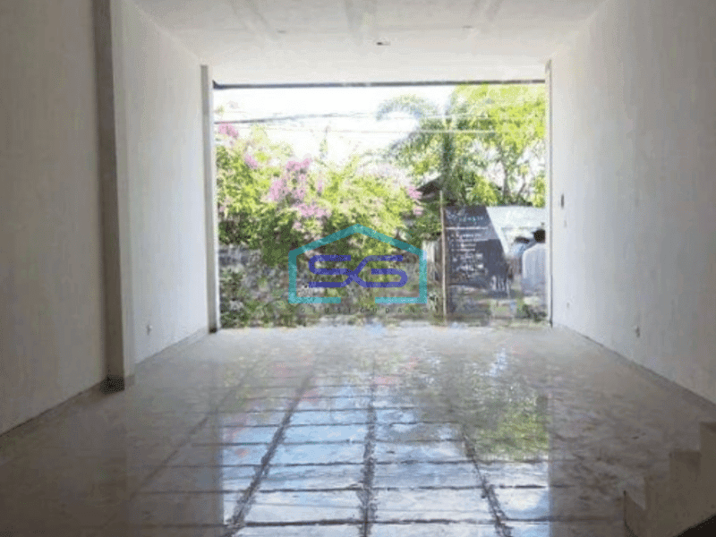 Dijual ruko 2 lantai BARU siap pakai di Kerobokan Bali