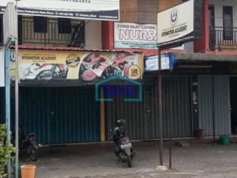 Disewakan Ruko 2 Lantai Dekat Pakuwon Mall, Condong Catur, Depok, Sleman Luas Bangunan 108 m²