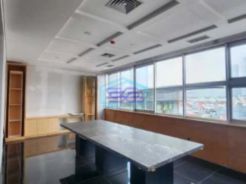 Dijual Kantor Luas Tanah  504 m²  Lokasi Bebas Banjir di Tebet Jakarta Selatan