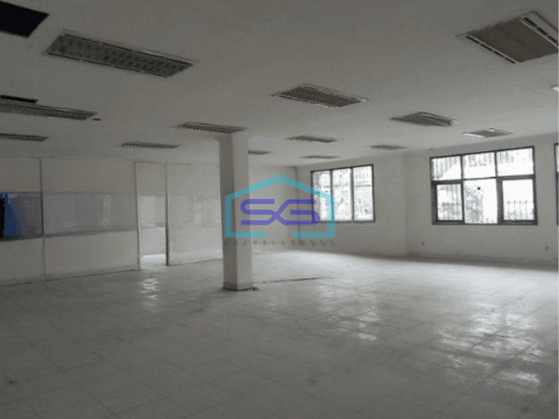 Disewakan Gudang Luas Tanah  6000 m² di Kopo Bandung Ada Kantor