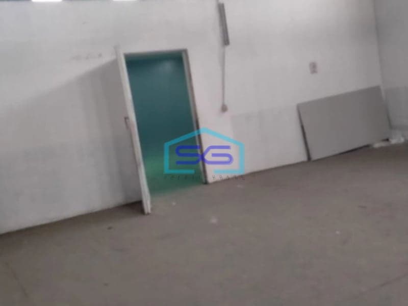 Disewakan Gudang Luas Bangunan 1500 m² Lokasi Bekasi Akses Container 40 Feet