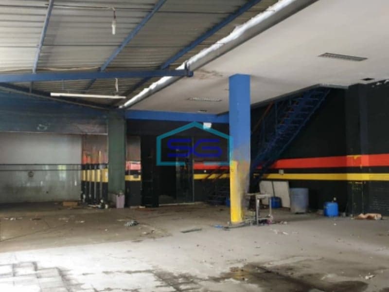 Dijual Ruko Siap Pakai Bekas Salon Mobil Di Jl. Adisucipto Solo LT 576m2 Karanganyar Jawa Tengah