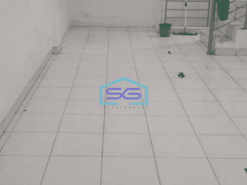 Disewakan Ruko Luas Bangunan  260 m² Hadap Jalan Raya Semanan Jakarta Barat