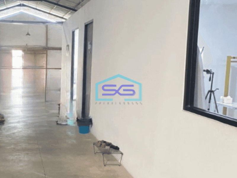 Dijual Gudang Luas Tanah 568 m2 Lokasi Margomulyo Surabaya