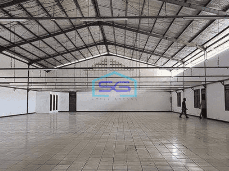 Disewakan Gudang Bagus Produktif Jln. Kopo Kota Bandung LT 1000m2 Bebas Banjir