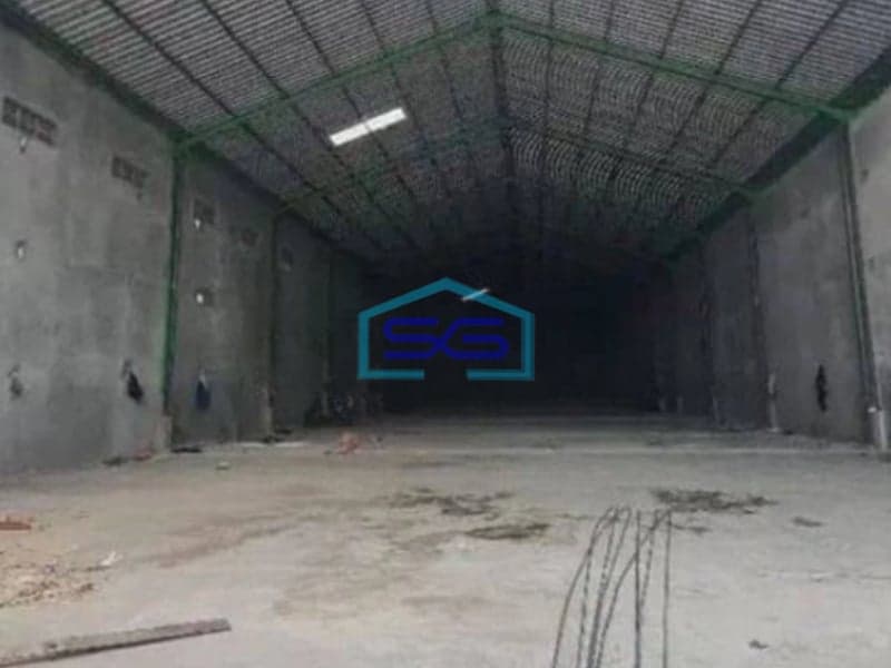 Disewakan Gudang Strategis Zona Industri Luas Tanah 2200m2 Lokasi Solo Baru