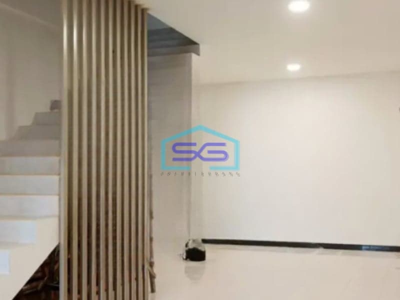 Dijual Ruko Luas Bangunan  170 m² Lokasi Strategis di Klojen Malang