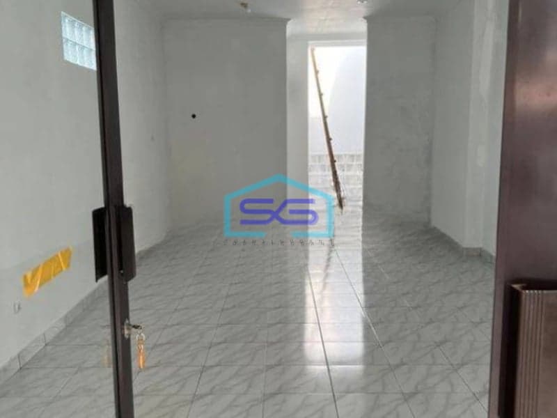 Disewakan Ruko strategis di Tubagus Ismail Bandung LB 110m2
