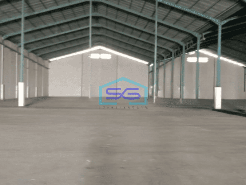 Disewakan Gudang Siap Pakai Luas Bangunan 13500 m² di Surabaya Kota