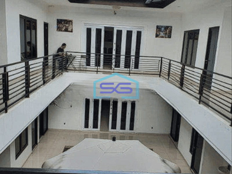 Dijual Gedung Kantor Siap Huni Bersih di Jati Padang Jakarta Selatan LB 600m2