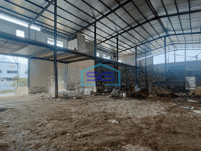 Disewakan Pabrik Baru Dalam Kawasan Lippo Cikarang LT 575m2