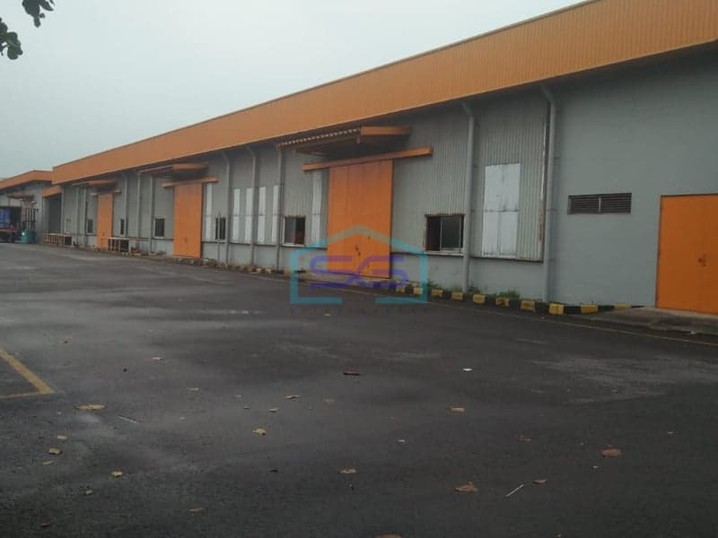 Dijual Gudang Ex Pabrik Plastik Injection di MM2100 Cibitung Dekat EJIP Cikarang
