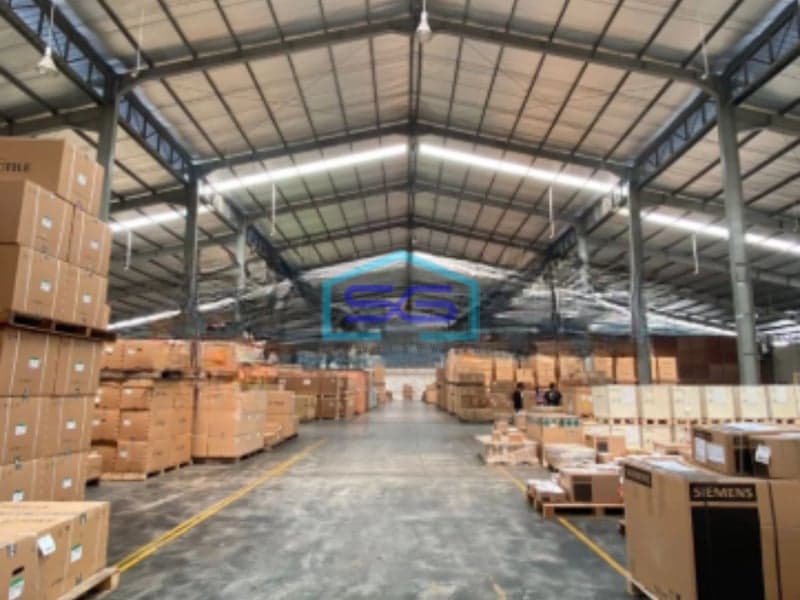 Disewakan Gudang Loading Dock Dalam Kawasan Pergudangan di Karawang Timur Luas Bangunan 36252 m²