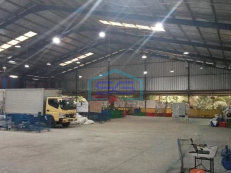 Disewakan Gudang di Jl Raya Bogor Cibinong Luas Bangunan 1000m2