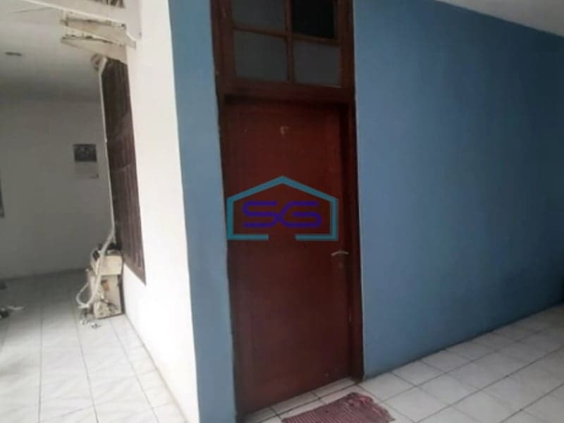 Dijual Ruang Usaha Strategis Dekat Perkantoran di Pejompongan Jakarta Pusat LT 379m2