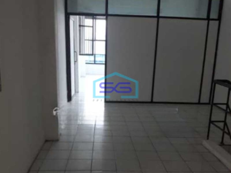 Dijual Ruko 4 Lantai Lahan Parkir Luas di Rawamangun Jakarta Timur LB 200m2