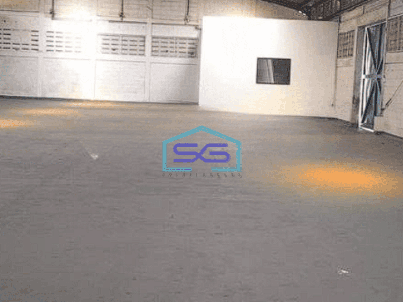 Disewakan gudang bagus 600m2 di Karawaci