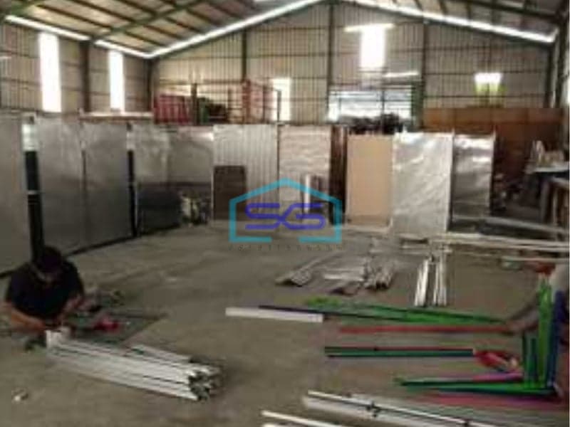 Disewakan Gudang Ada Kantor Luas Tanah 2700 m² Lokasi Tangerang