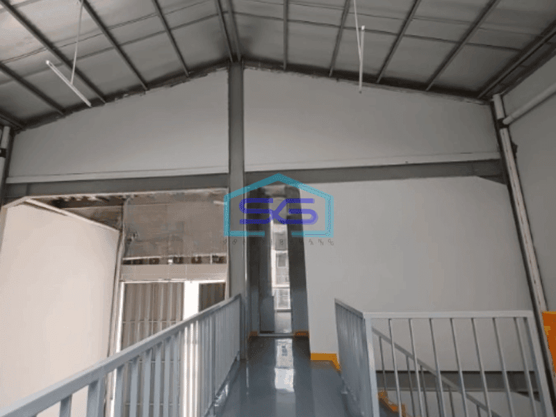 Disewakan Gudang Siap pakai Luas Bangunan  657 m² di Kalideres Jakarta Barat