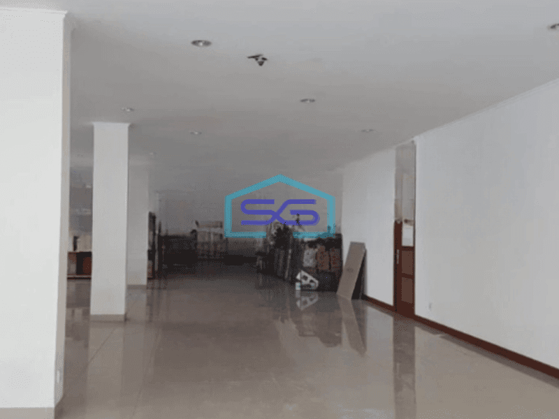 Disewakan Ruko Luas Bangunan 420 m² di Jembatan Besi Jakarta  Barat