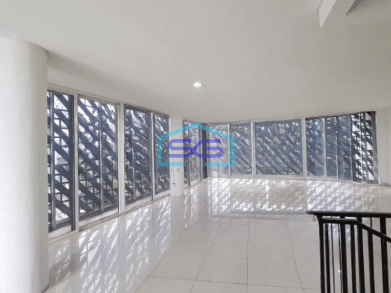 Disewakan Ruko Luas Bangunan  733 m² di BSD City Tangerang Siap Pakai