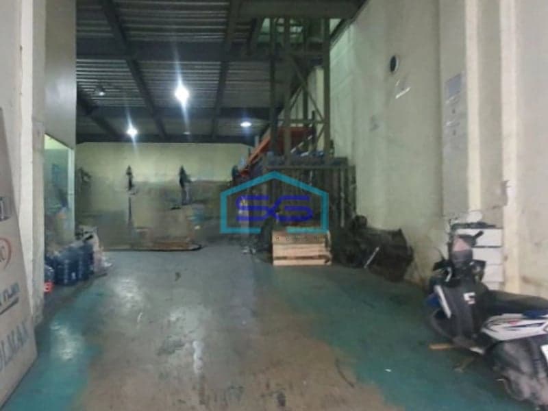 Disewakan Gudang Akses Container 40 Feet Luas Tanah  440 m² Lokasi di Jakarta Utara