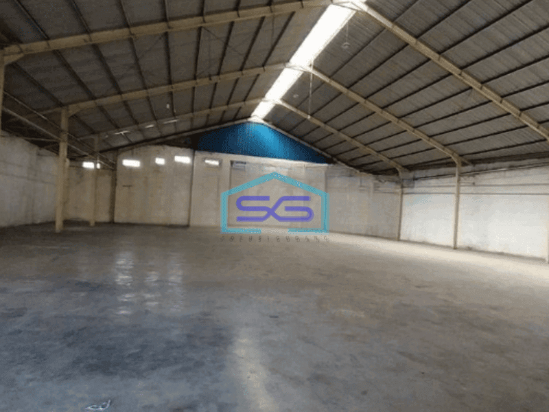 Disewakan Gudang Luas Tanah 1300 m² di Holis Cigondewah Bandung
