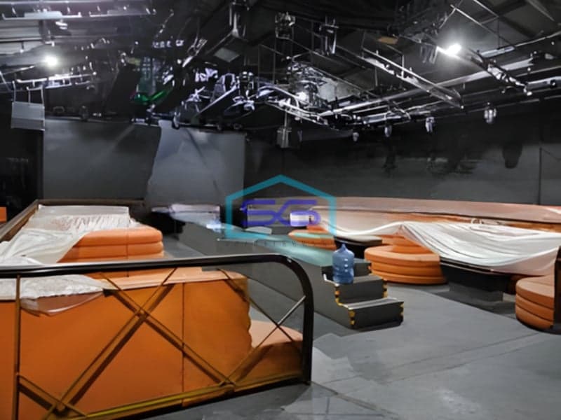 Disewakan Bangunan Ruang Usaha Komersial di Sukomanunggal Surabaya LB 450m2