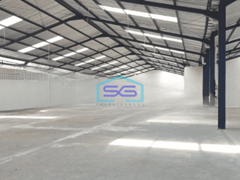 Disewakan Gudang Ada Kantor Luas Bangunan 3000 m² Lokasi Strategis di Narogong Bekasi