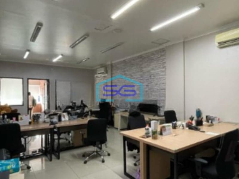 Dijual Ruko Lokasi Bebas Banjir Luas Bangunan 692 m² di Tangerang Selatan