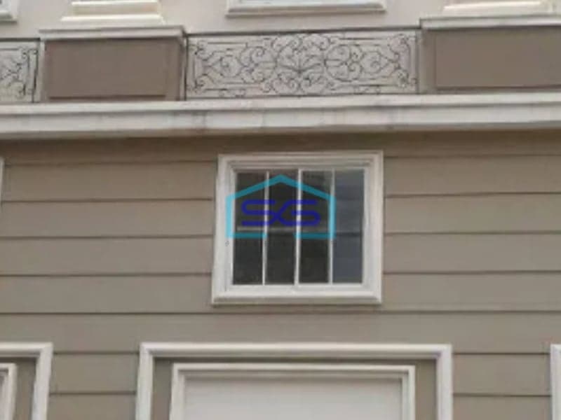 Disewakan Ruko di Green Lake City Jakarta Barat Luas Bangunan 180 m²