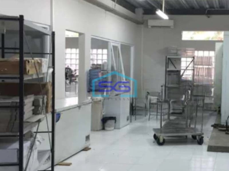 Dijual Gudang Luas Bangunan 800 m² Lokasi Bebas Banjir di Tangerang