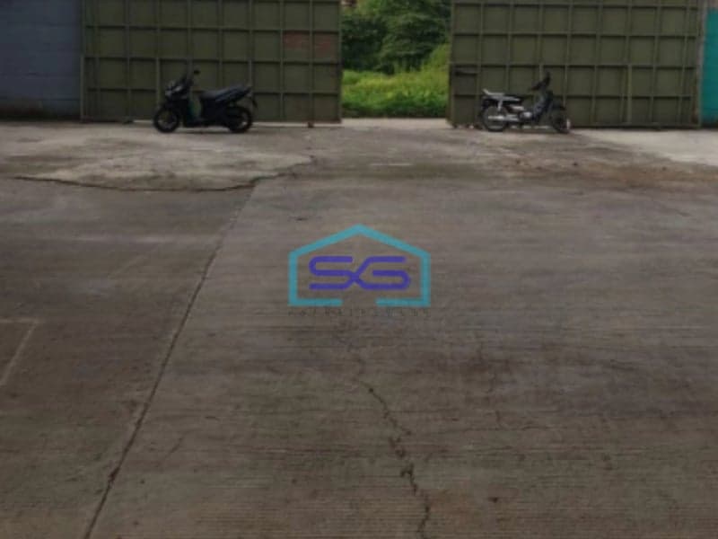 Disewakan Gudang Besar di Cipondoh Tangerang Sudah Renovasi SHM LT 1600m2