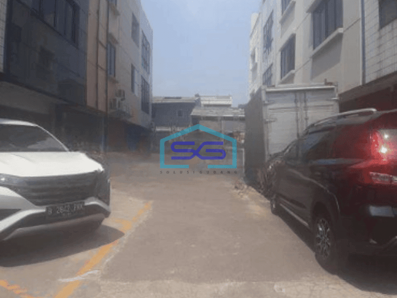 Disewa Ruko komersial 4lantai di Gajah Mada Jakarta Pusat