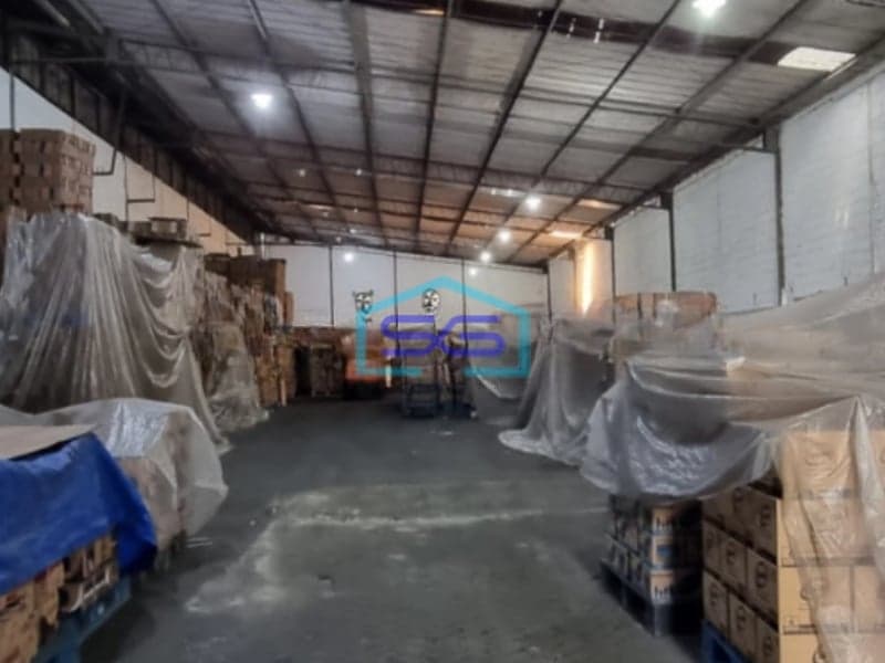 Dijual Gudang Akses Container Jalan Raya Narogong Bekasi Luas Tanah 4200m2