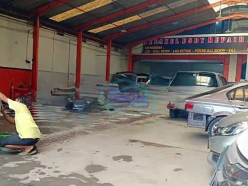 Disewakan Gudang Lokasi Sangat Strategis di Pekayon Bekasi Luas Tanah  330 m²