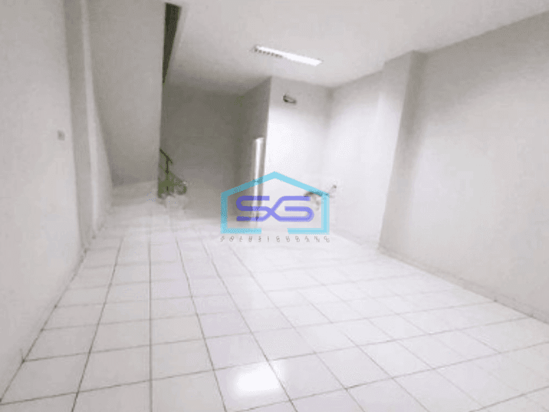Disewakan Ruko 1 Lantai di Taman Ratu Jakarta Barat Luas Tanah 110 m²