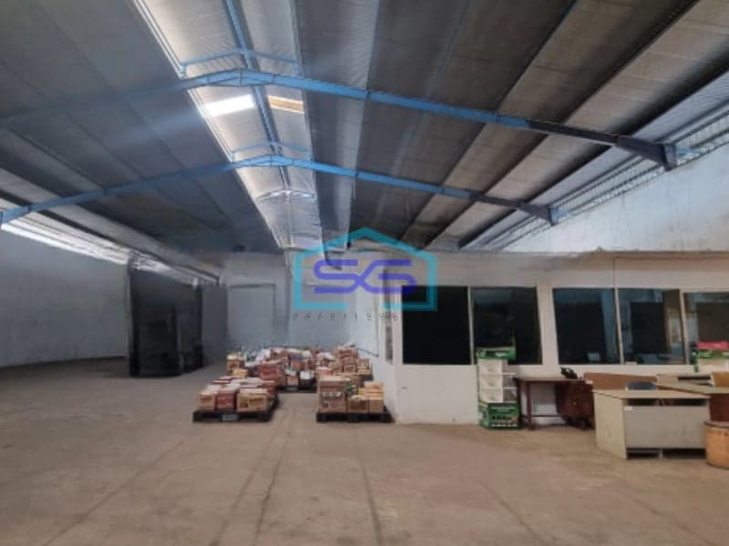 Disewakan Gudang Luas Bangunan 1728 m² Lokasi Semarang Barat