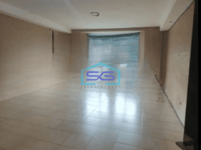 Disewakan Ruko Luas Bangunan 250 m² di Pluit Jakarta Utara