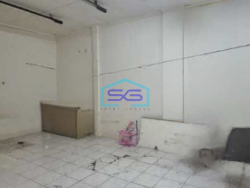 Disewakan Ruko 3 Lantai Lokasi di Taman Surya Jakarta Barat Luas Tanah  102 m²