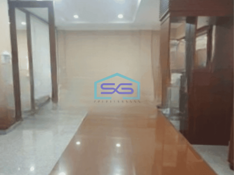 Disewakan Ruko Ada Lift Luas Tanah  150 m² Lokasi Mangga Dua Jakarta Barat