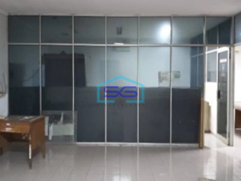 Disewakan Gudang Sedayu Bizpark Furnished Daan Mogot Jakarta Barat Akses Kontener 40ft LB 180m2