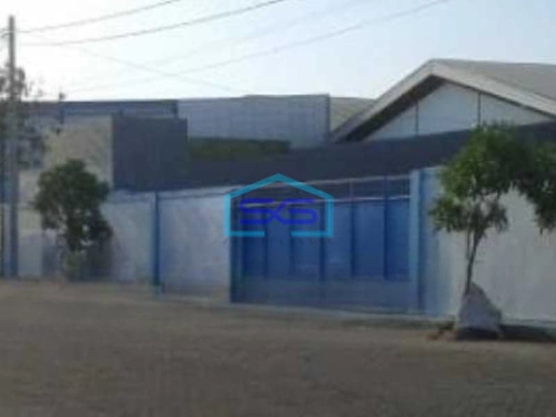 Disewakan Gudang Ada Kantor Luas Bangunan 980 m² Lokasi di Surabaya