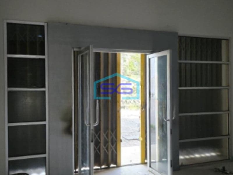 Dijual Murah Ruko 3 Lantai Luas Bangunan  222 m² Lokasi Candisari Semarang