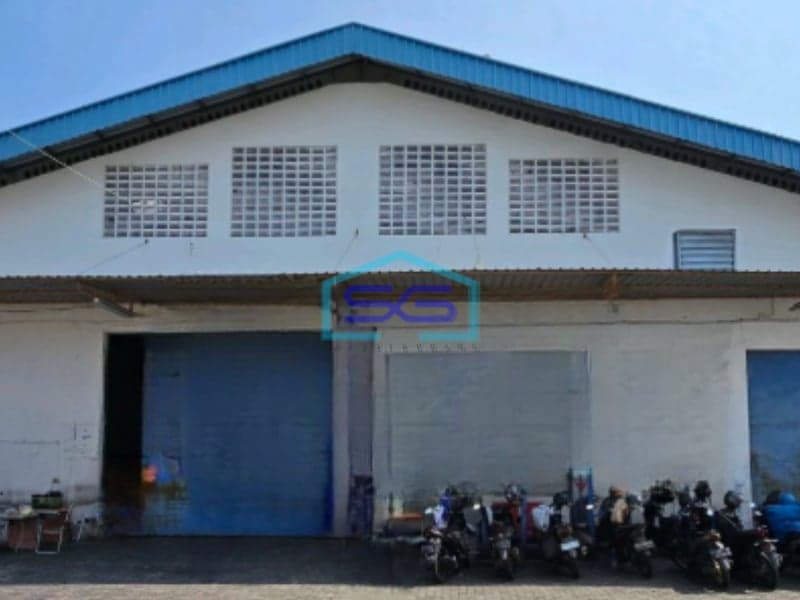 Disewakan Gudang  Lokasi Bebas Banjir Siap Huni di Semarang Tengah Akses Tronton