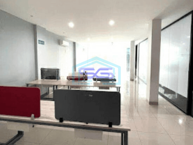 Disewakan Gedung Kantor Cocok Untuk Gudang di Jakarta Pusat 5 Ruko Gandeng