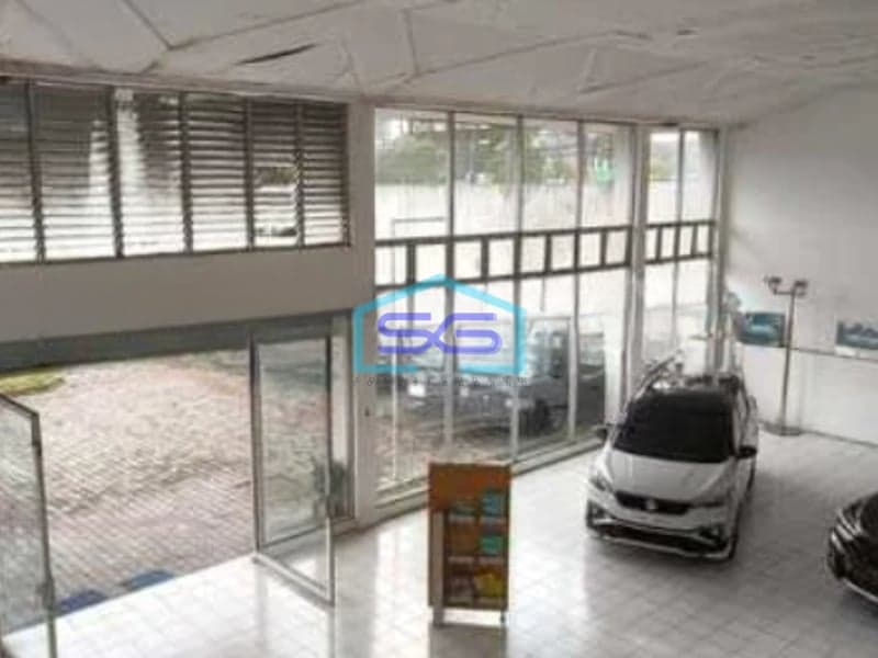 Disewakan Ruang Usaha Luas Cocok Untuk Kantor Atau Show Room, Sleman Luas Bangunan 2330 m²
